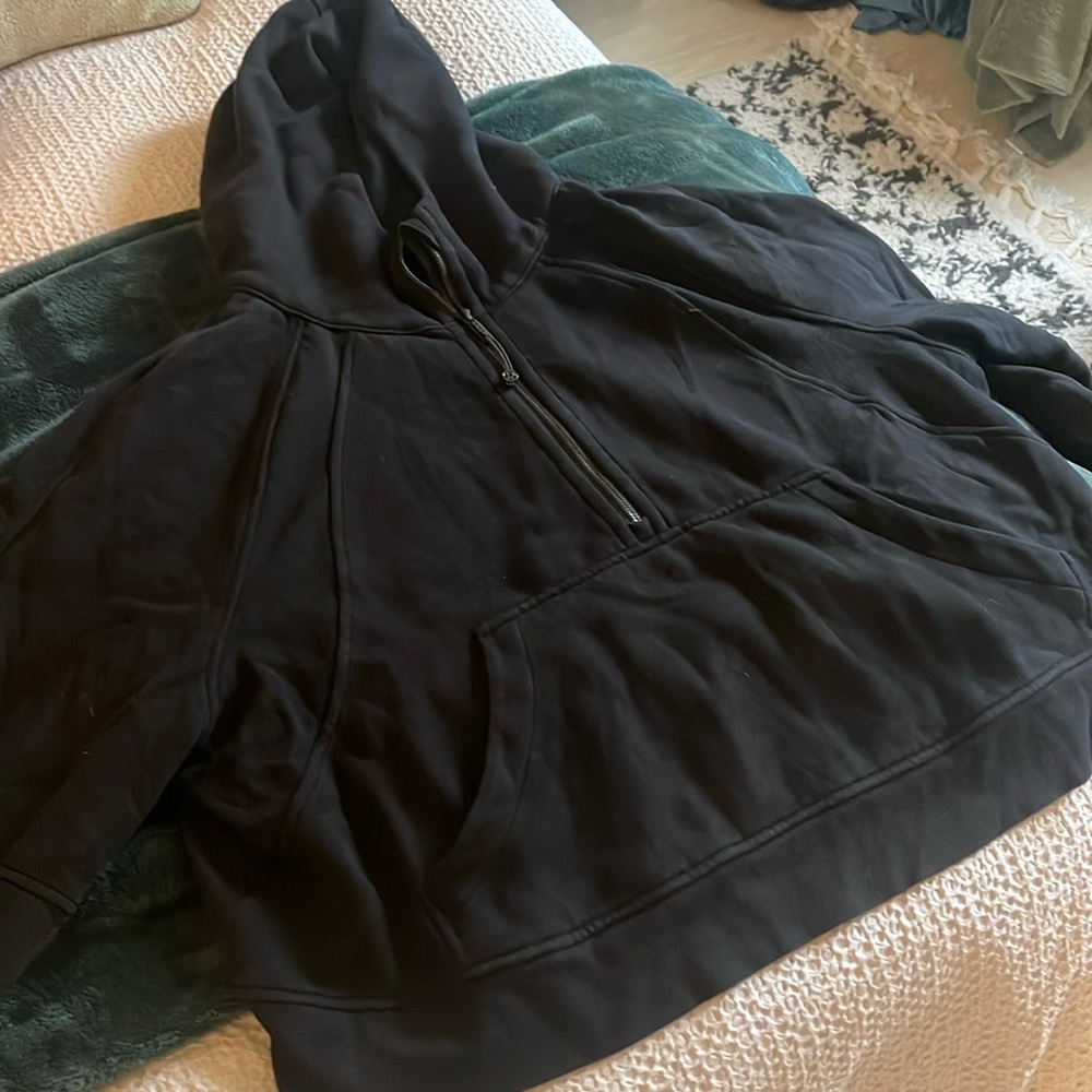Lululemon black scuba oversized quarter zip